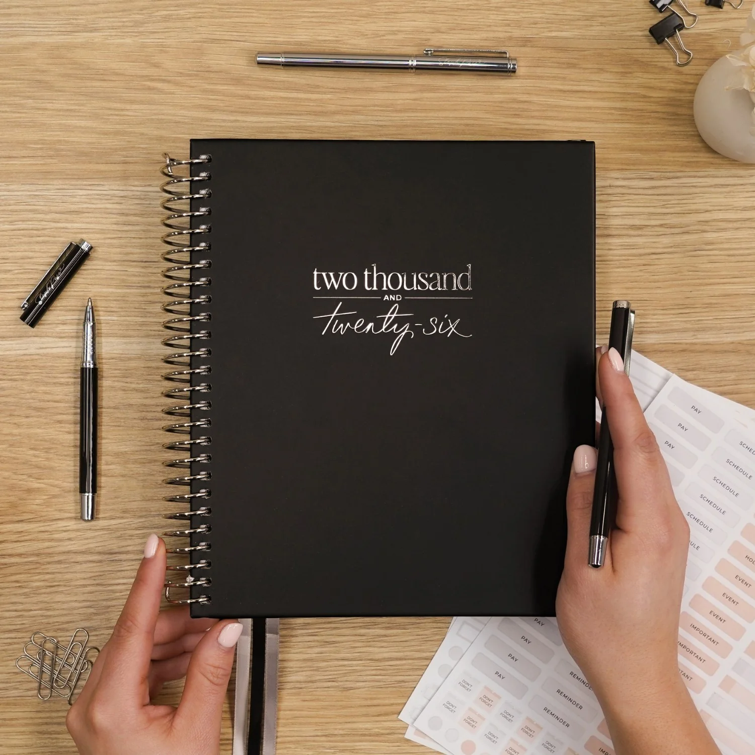 2026 Classic Planner - Black - Image 18
