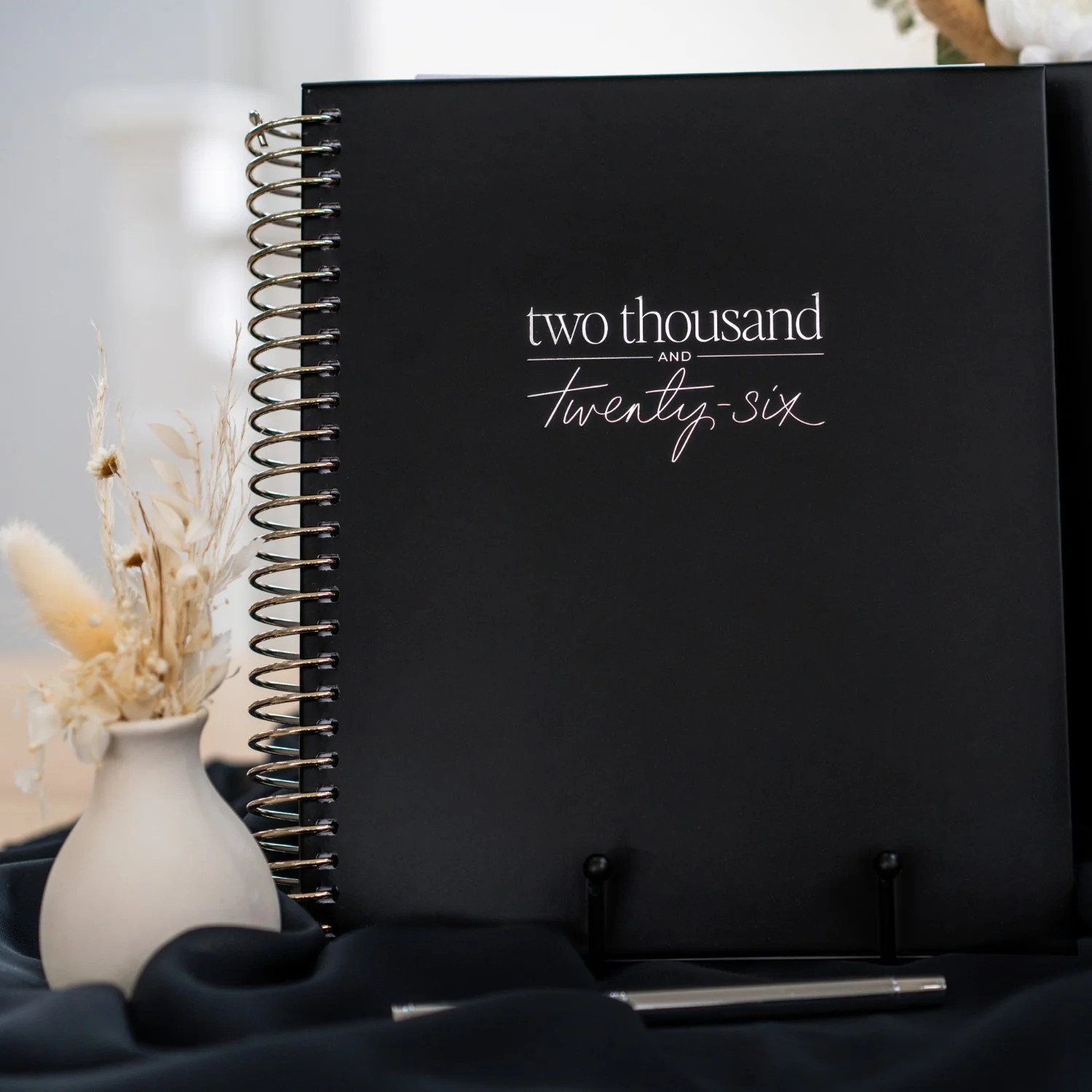 2026 Classic Planner - Black - Image 19