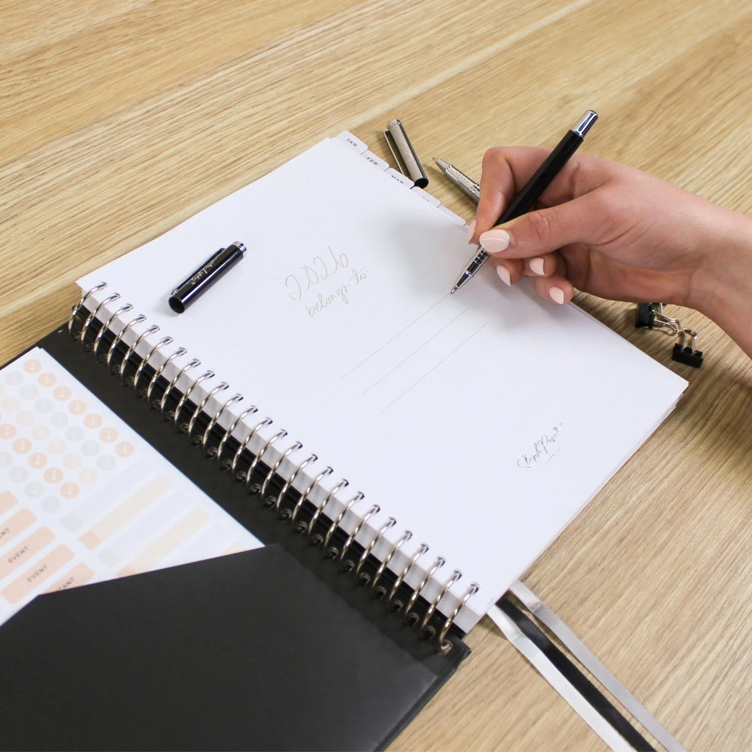 2026 Classic Planner - Black - Image 3