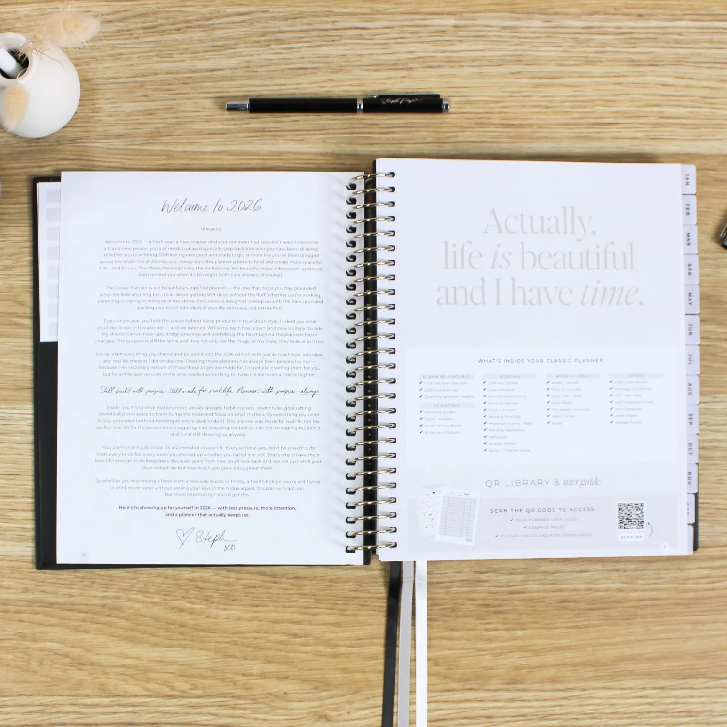 2026 Classic Planner - Black - Image 4