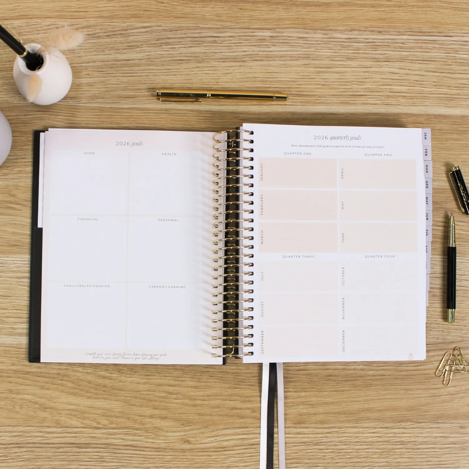 2026 Signature Planner - Black - Image 10