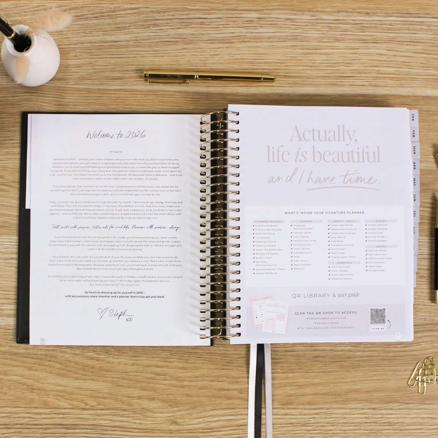 2026 Signature Planner - Black - Image 5