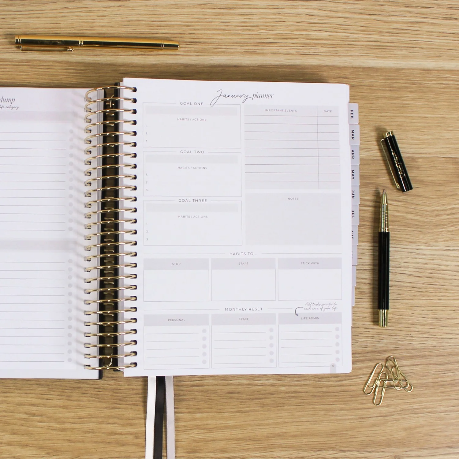 2026 Signature Planner - Black - Image 7