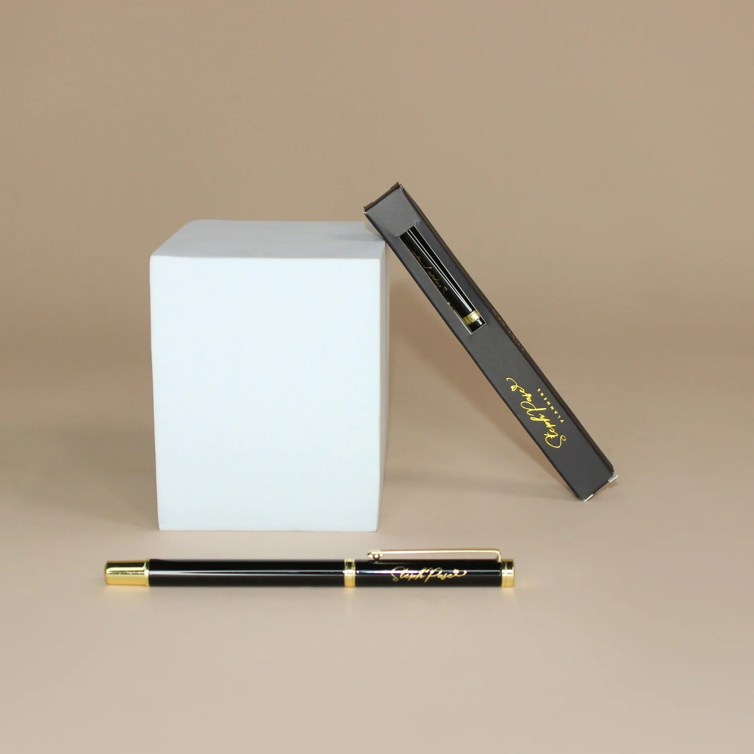 The Essential Pen - Black + Gold - Image 3