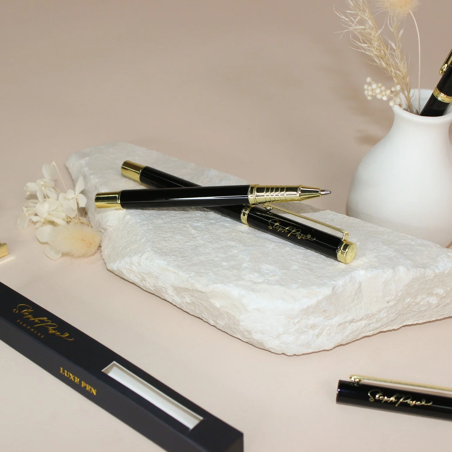 The Essential Pen - Black + Gold - Image 7
