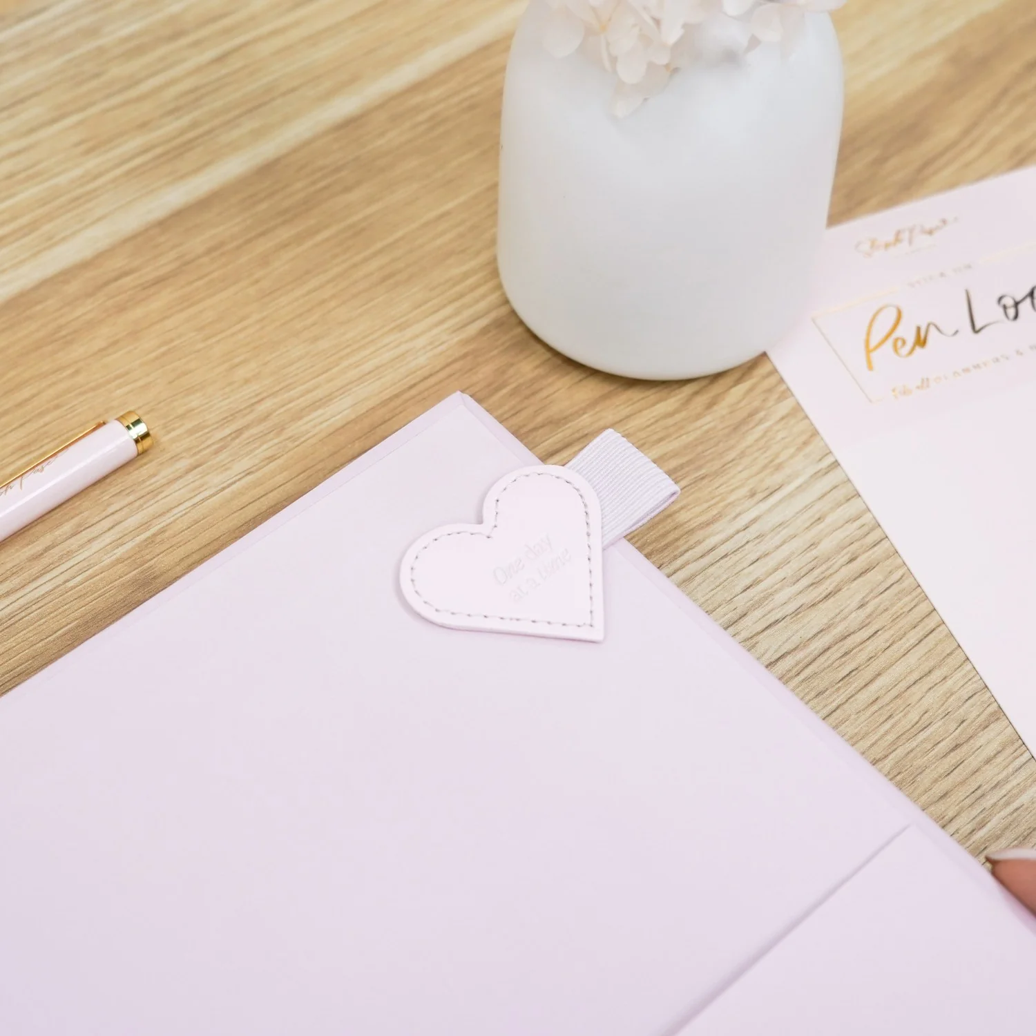 Stick-on Pen Loop - Blush - Image 3