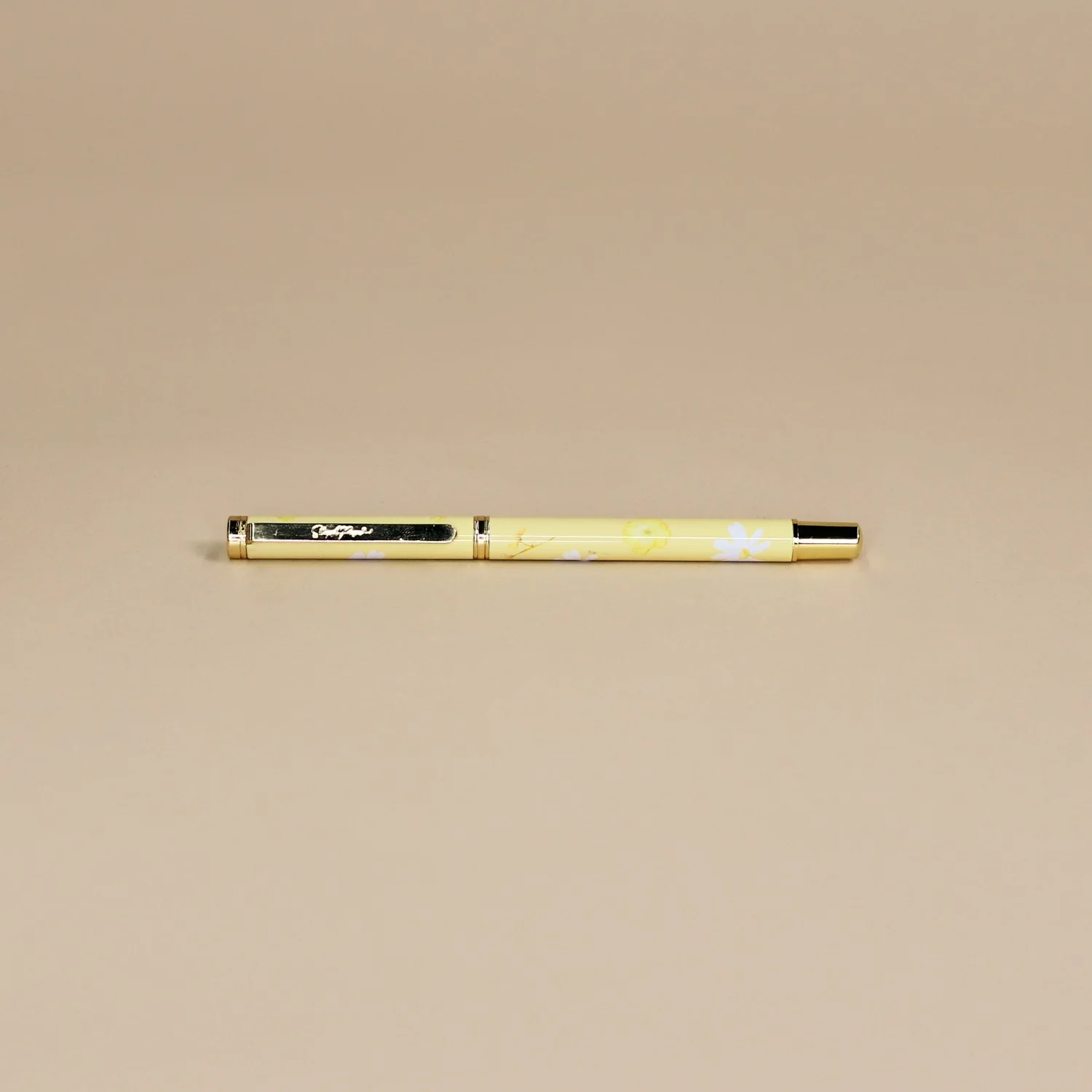 The Luxe Pen - Butter Yellow Daisy Print - Image 5